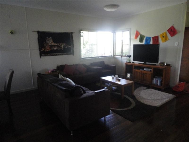 16 Irvine Street, Kairi QLD 4872