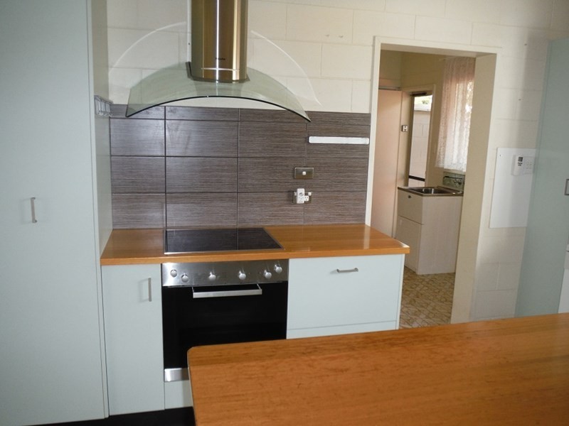 27B Mcconnell Street, Atherton QLD 4883