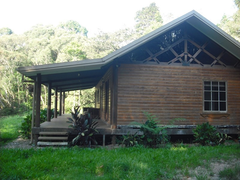 217 Winfield Road, Yungaburra QLD 4884