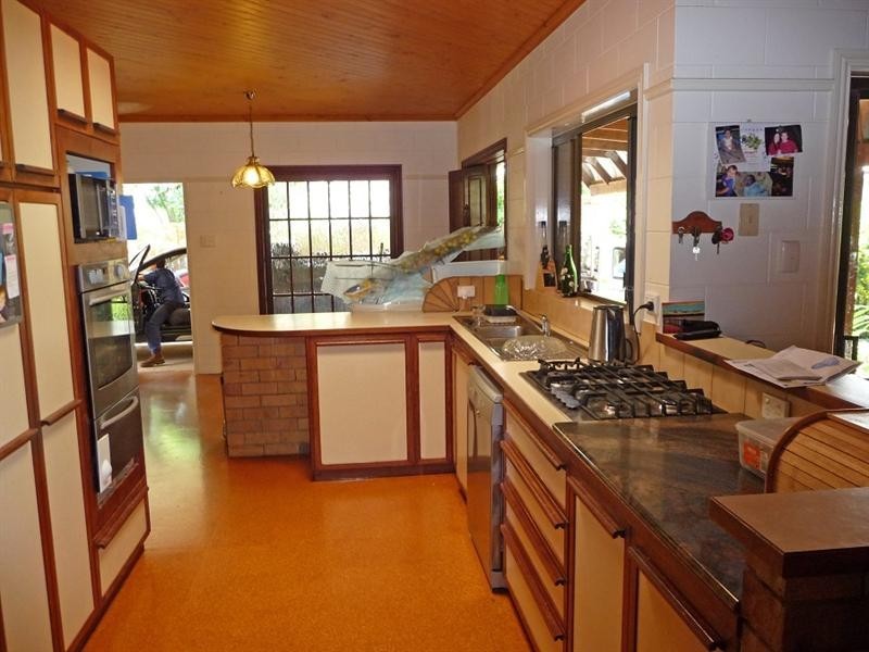 11 Edith Street, Atherton QLD 4883