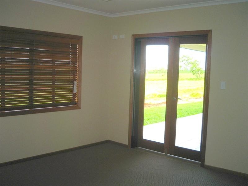 11 Neal Street, Atherton QLD 4883