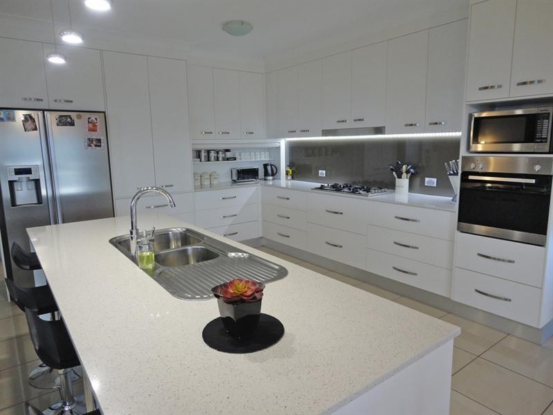 77 Rankine Drive, Tolga QLD 4882