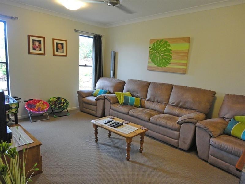 77 Rankine Drive, Tolga QLD 4882