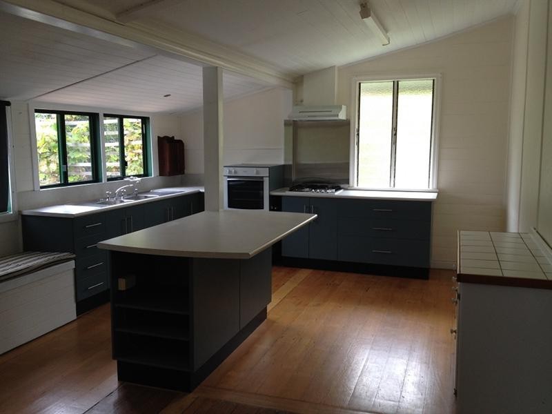 32 Grace Street, Herberton QLD 4887