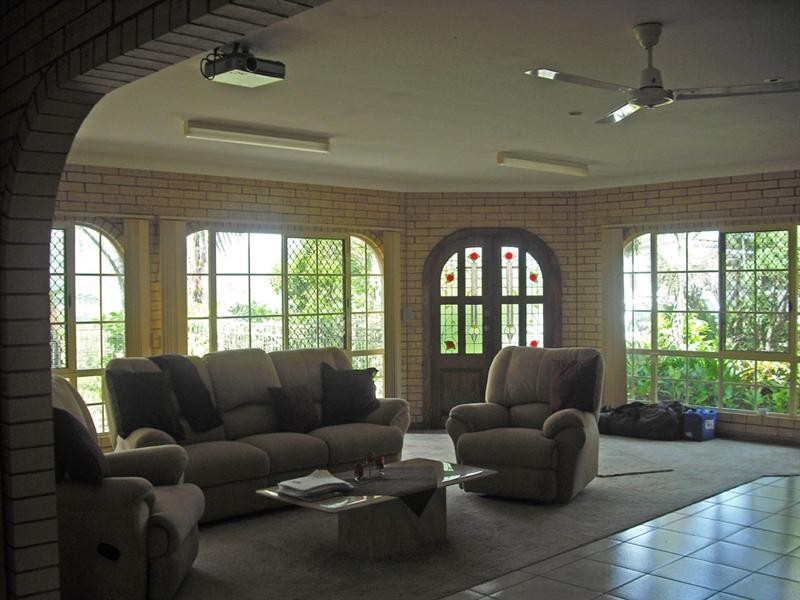 11 Centenary Drive, Atherton QLD 4883