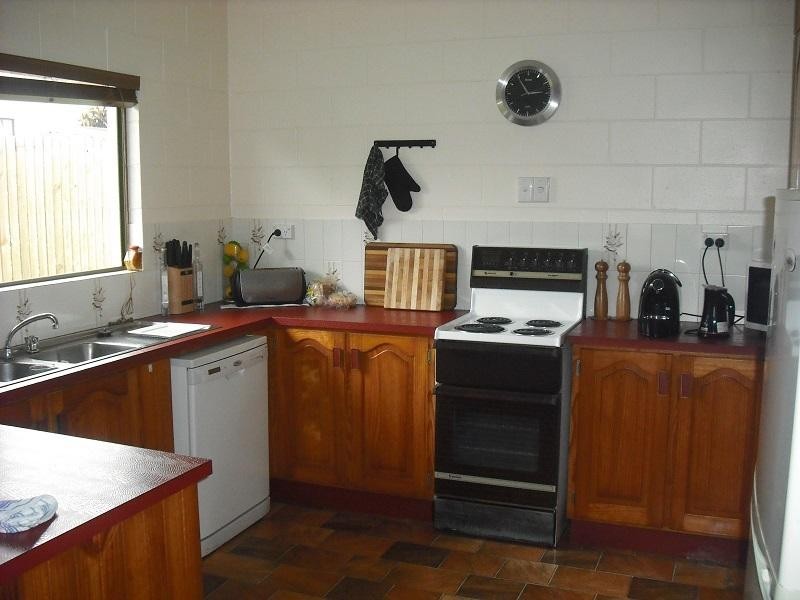 30 Tower Avenue, Atherton QLD 4883