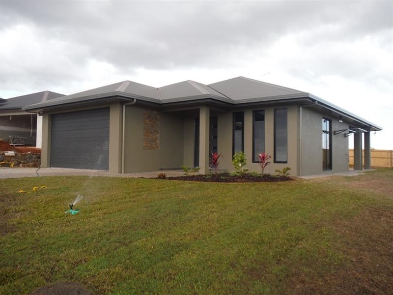 11 Lavender Crescent, Atherton QLD 4883