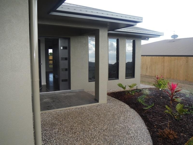 11 Lavender Crescent, Atherton QLD 4883