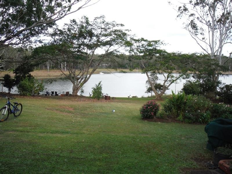 11 Lakeside Drive, Yungaburra QLD 4884
