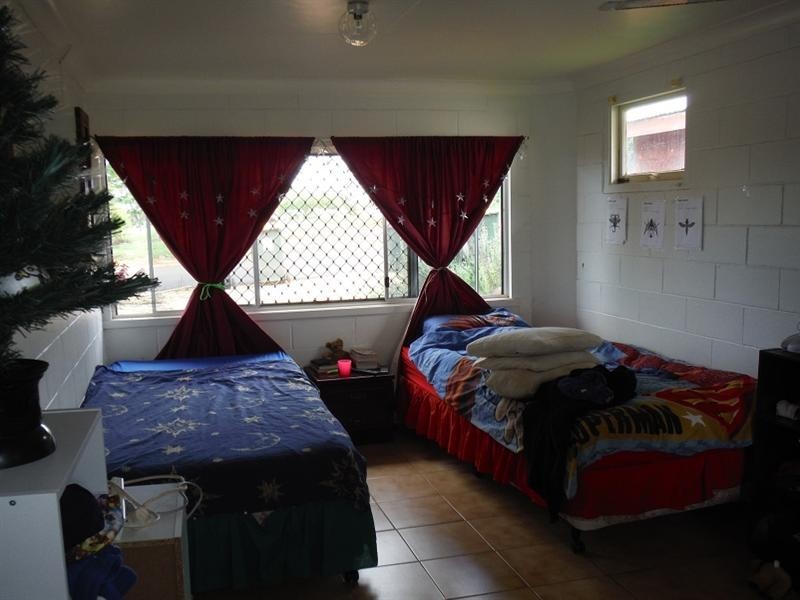 11 Lakeside Drive, Yungaburra QLD 4884