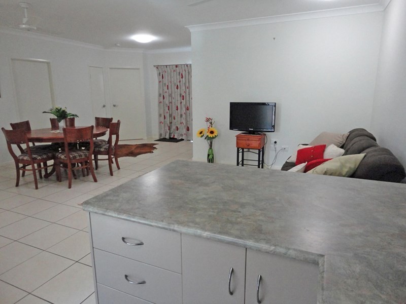 4/33-35 Tower Avenue, Atherton QLD 4883