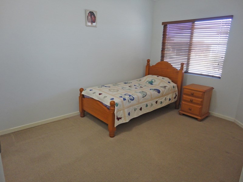 4/33-35 Tower Avenue, Atherton QLD 4883