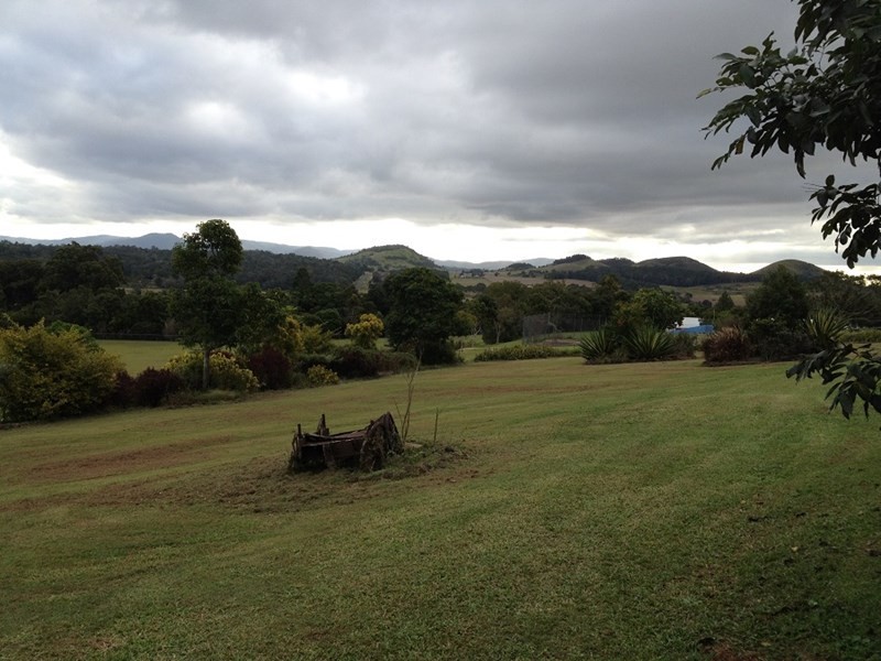 38 Ash Street, Yungaburra QLD 4884