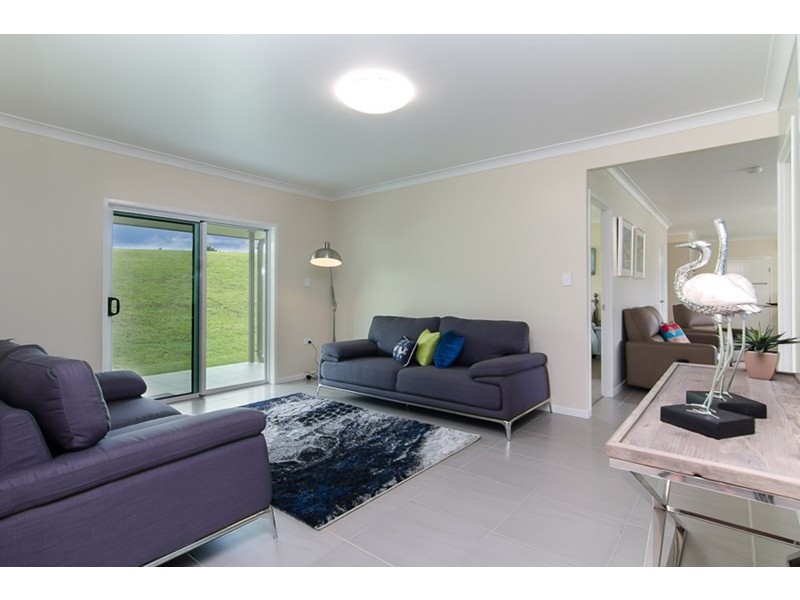 11 Bruce Road, Yungaburra QLD 4884