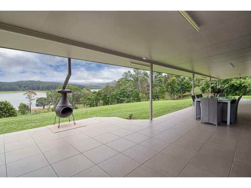 11 Bruce Road, Yungaburra QLD 4884