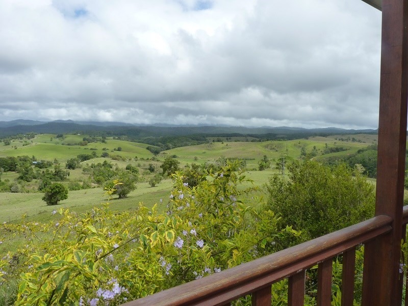 266 powley Road, Lake Eacham QLD 4884