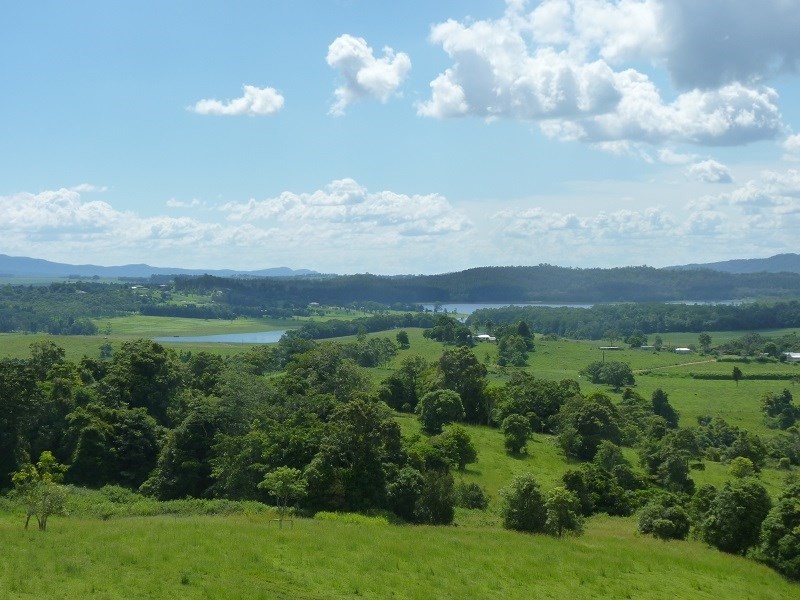 266 powley Road, Lake Eacham QLD 4884