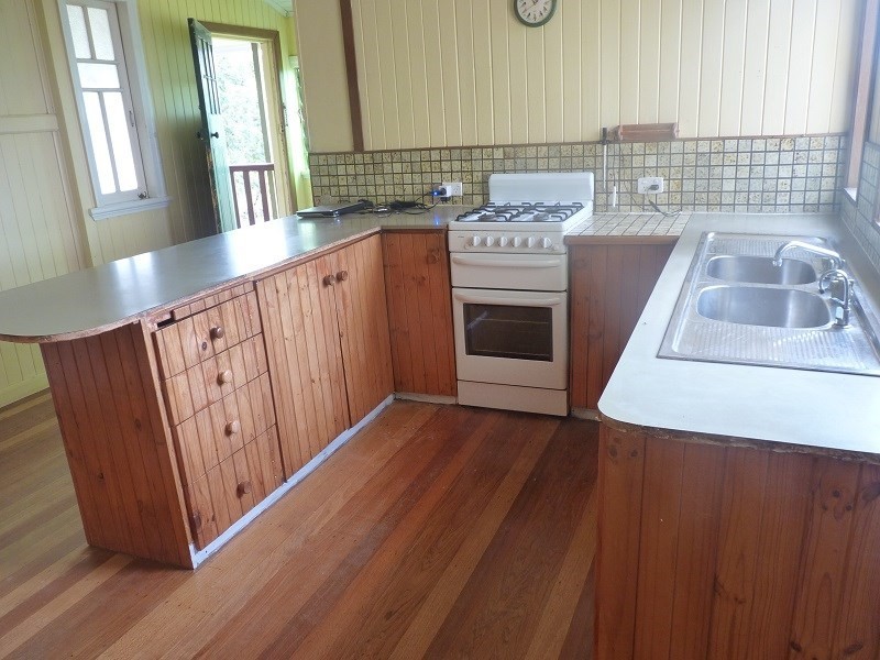 266 powley Road, Lake Eacham QLD 4884