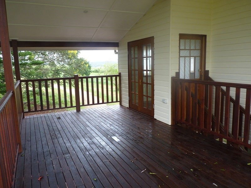 266 powley Road, Lake Eacham QLD 4884