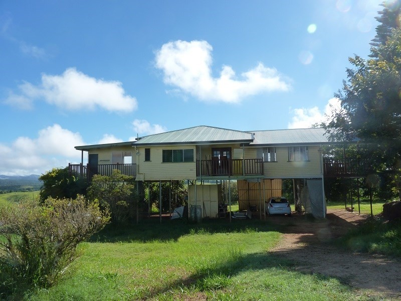 266 powley Road, Lake Eacham QLD 4884