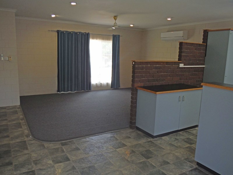 8 Larkin Close, Atherton QLD 4883