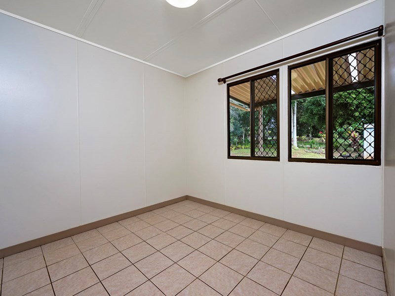 Yungaburra QLD 4884