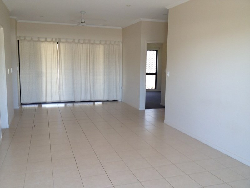 Unit 2/8 Waller Street, Atherton QLD 4883