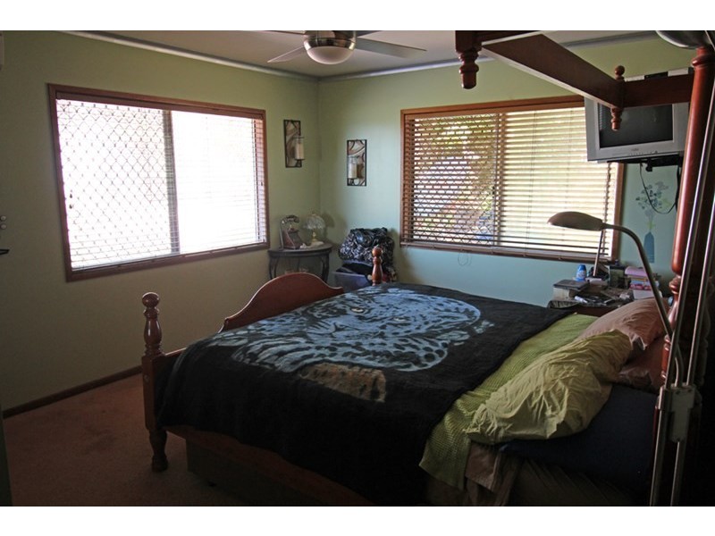 Lake Eacham QLD 4884