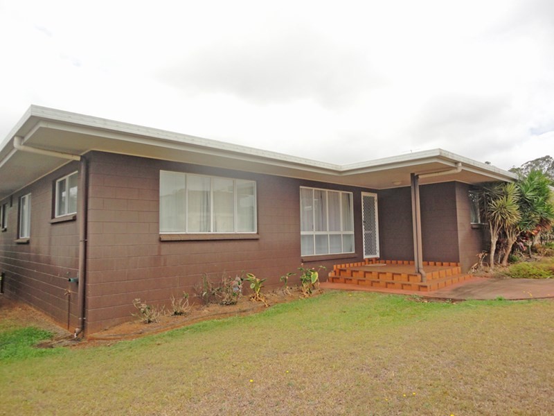 9 Kelly Street, Atherton QLD 4883