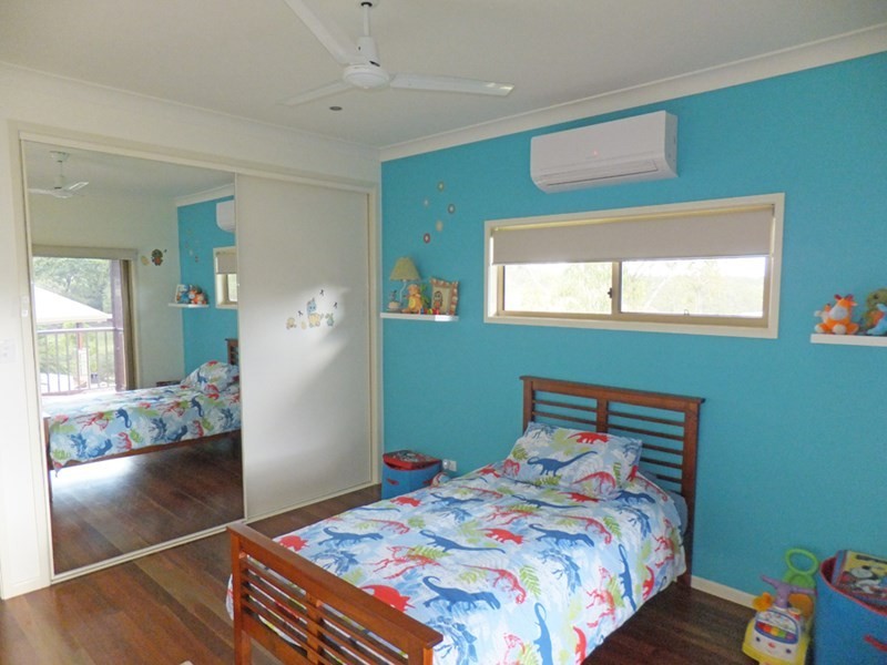 13 Eden Drive, Tinaroo QLD 4872