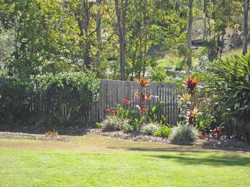 13 Eden Drive, Tinaroo QLD 4872