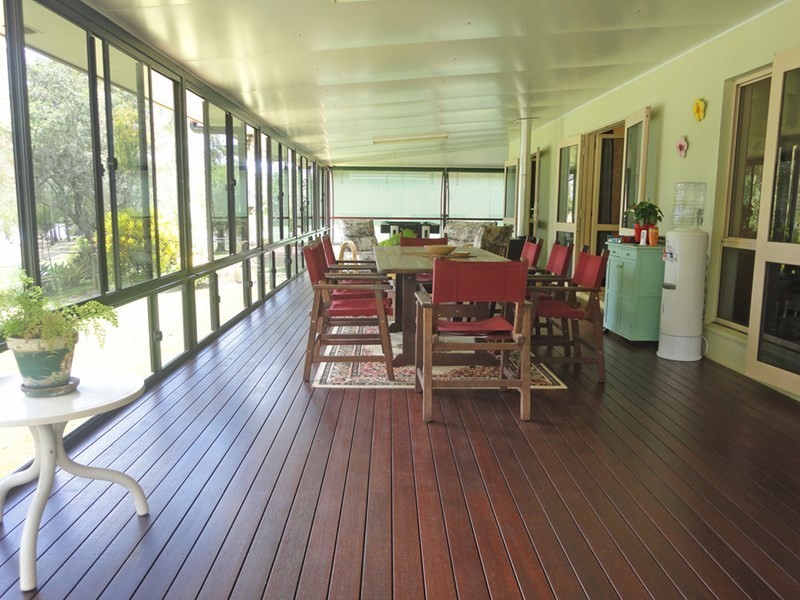 Tinaroo QLD 4872