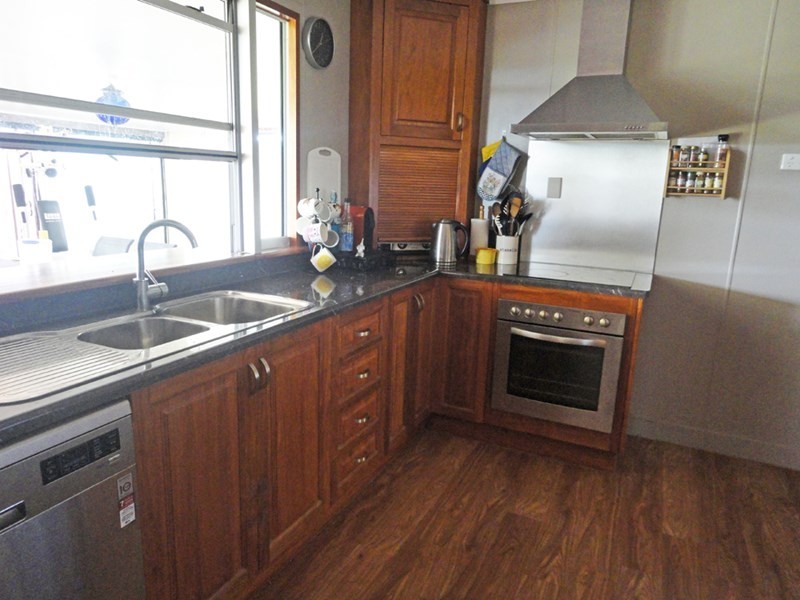 Lake Eacham QLD 4884