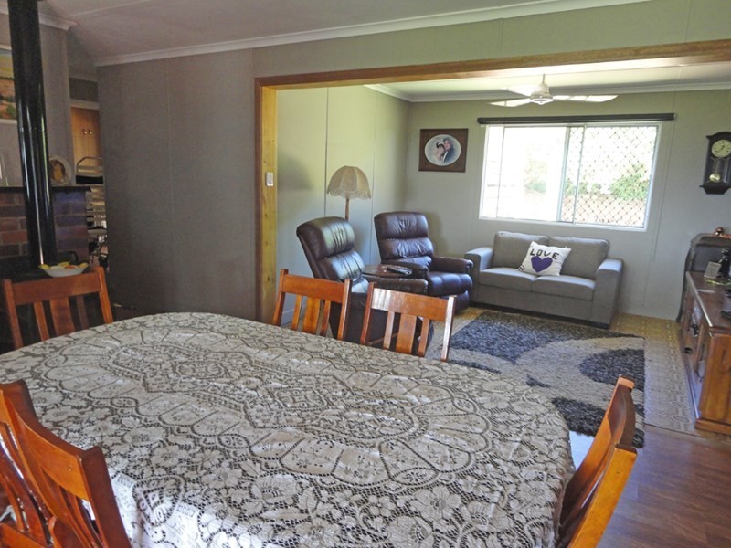 Lake Eacham QLD 4884