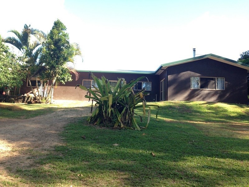 10 Wavell Drive, Tinaroo QLD 4872