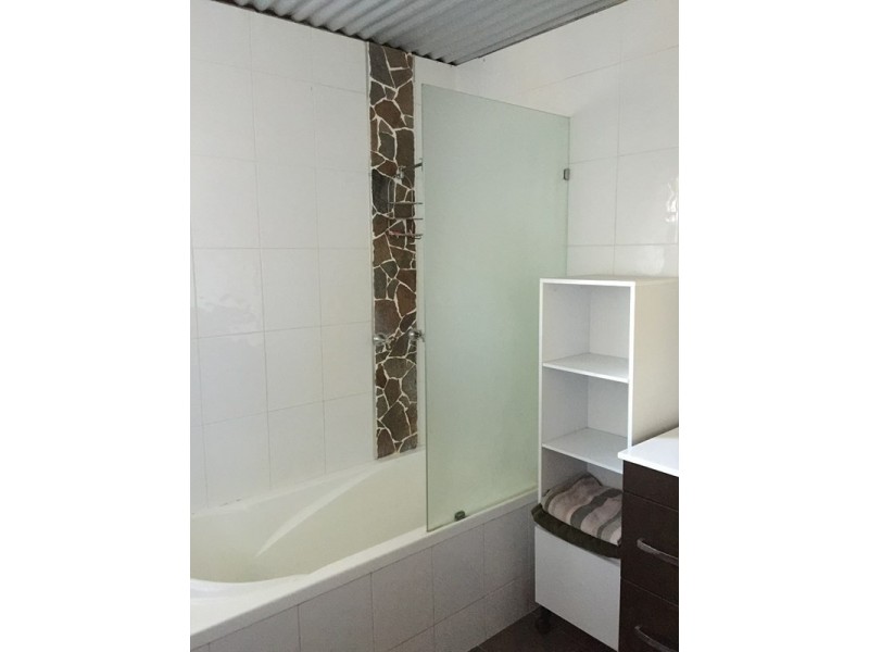 10 Wavell Drive, Tinaroo QLD 4872