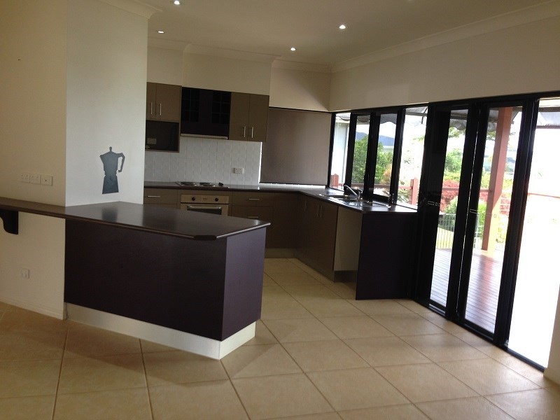 18 Jackson Drive, Atherton QLD 4883