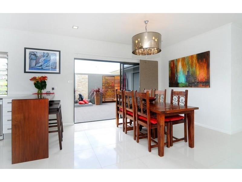 16 Mitchell Drive, Atherton QLD 4883