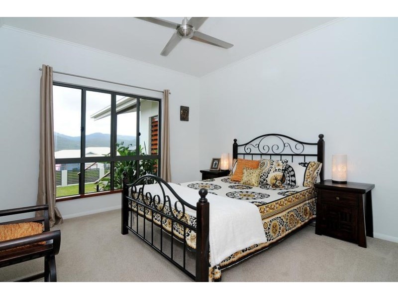 16 Mitchell Drive, Atherton QLD 4883