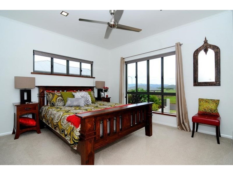 16 Mitchell Drive, Atherton QLD 4883