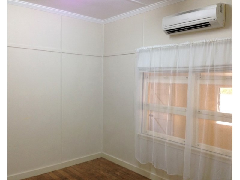 19 Church Street, Tinaroo QLD 4872