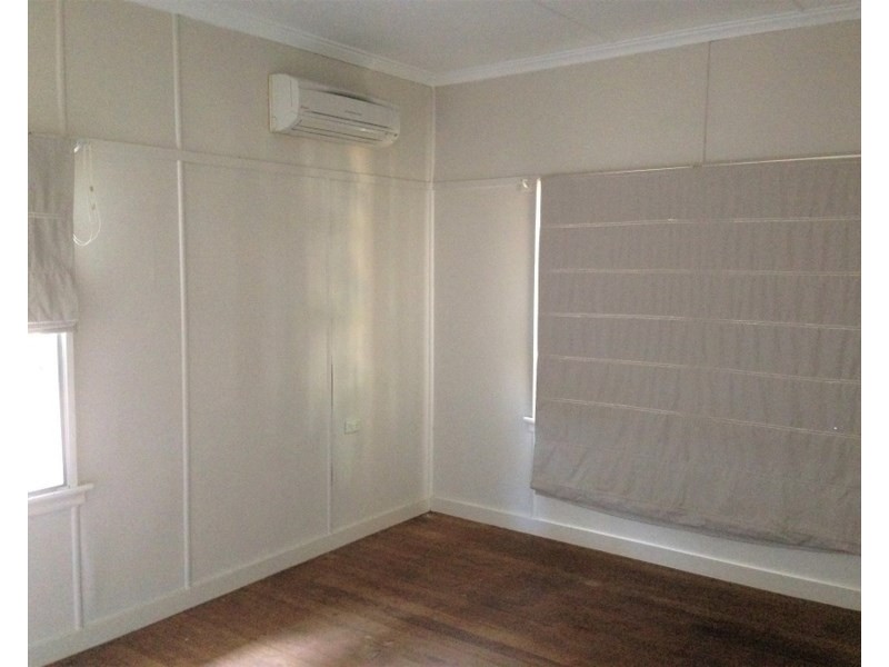 19 Church Street, Tinaroo QLD 4872