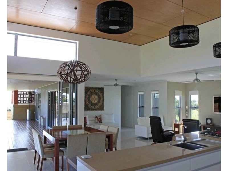 20 Moses Circuit, Atherton QLD 4883