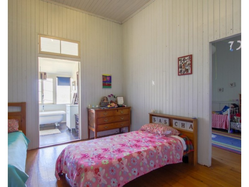 306 Griffin Road, Tolga QLD 4882