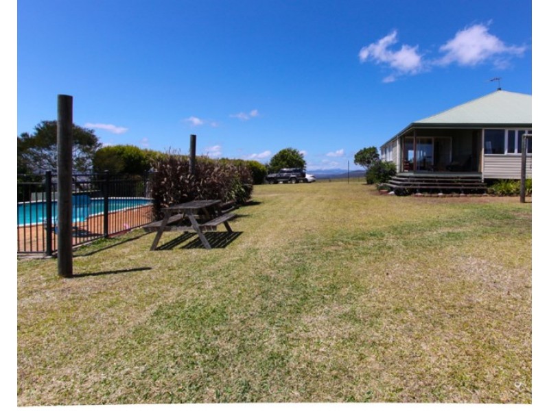 306 Griffin Road, Tolga QLD 4882