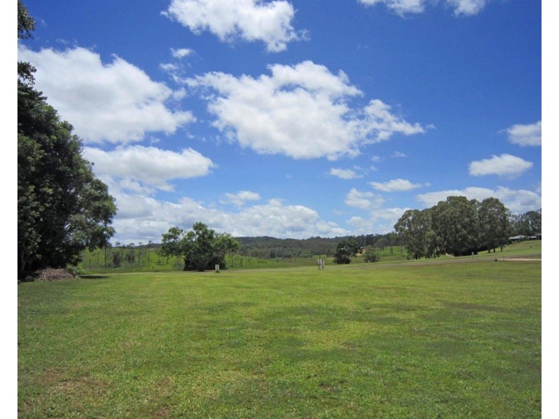Yungaburra QLD 4884
