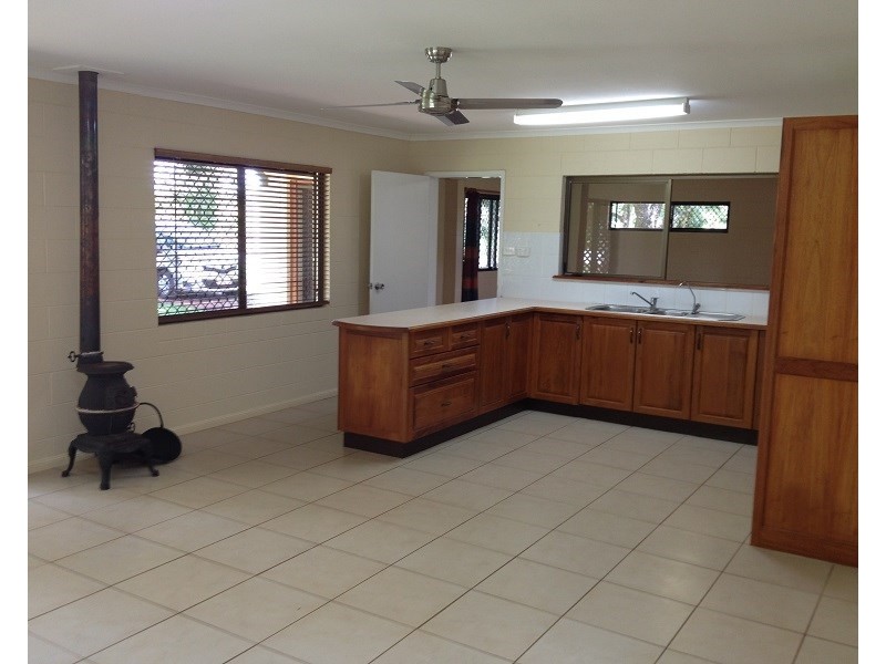 43 Park Avenue, Yungaburra QLD 4884