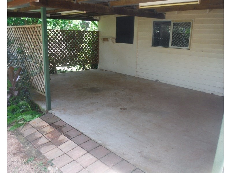 6 Ash Street, Yungaburra QLD 4884