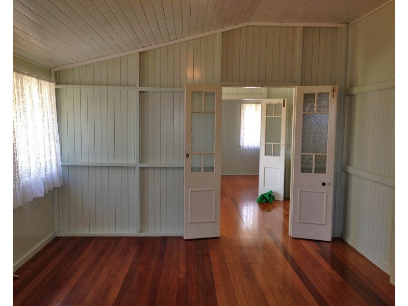 6 Ash Street, Yungaburra QLD 4884
