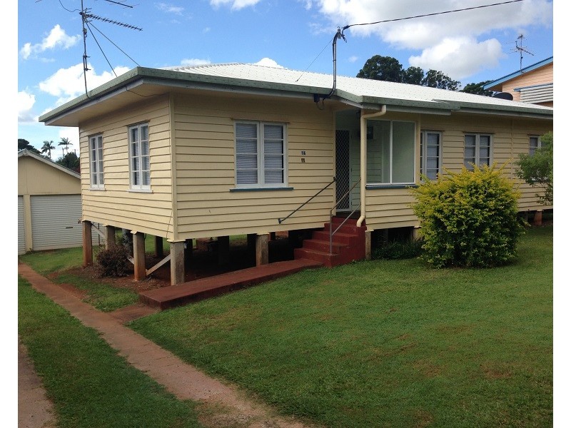 16 Rose Street, Atherton QLD 4883